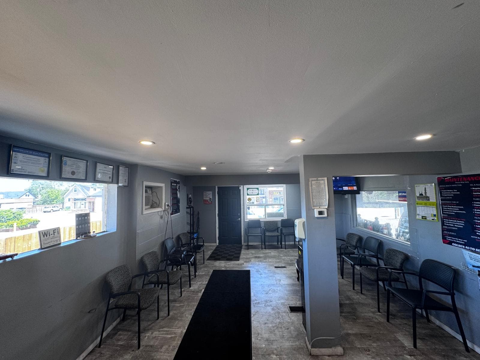 A/C recharge and leak test service